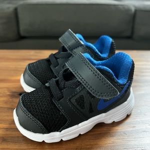 Baby Nike Velcro Shoes